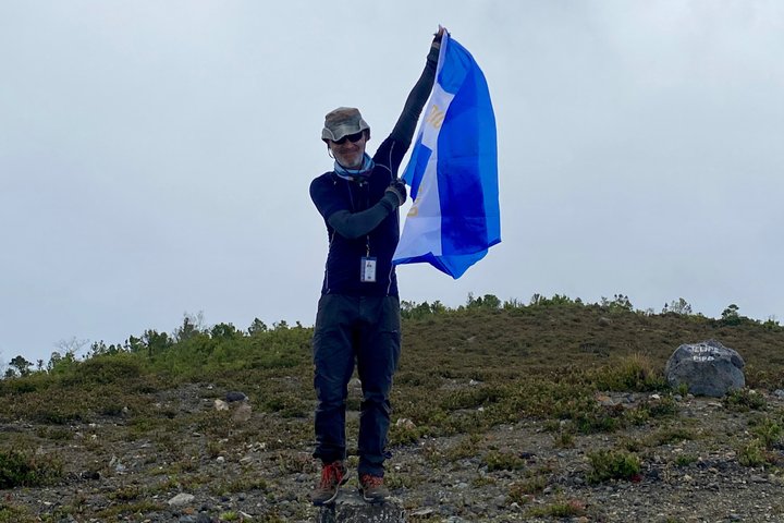Santa Ana volcano hike with privileged early access. Go safe and skip the crowds
