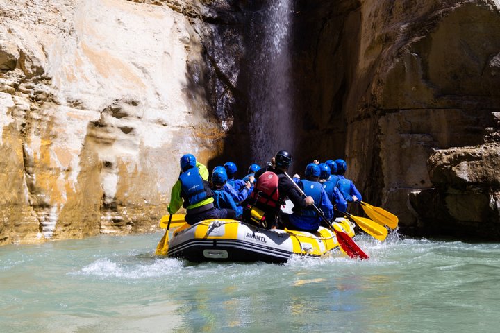 Osumi Canyon Adventure - Rafting & Tubing
