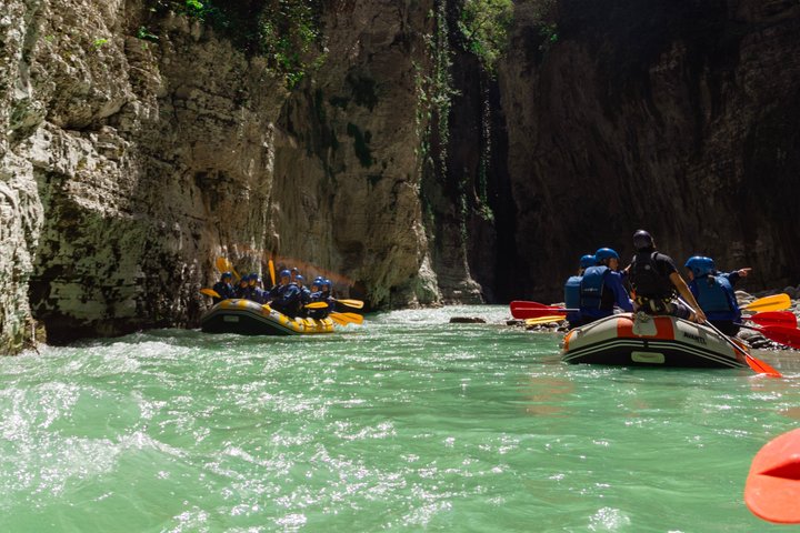 Osumi Canyon Adventure - Rafting & Tubing