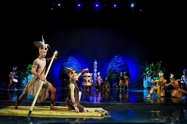 Devdan Show: Top night activity and best cultural dance in Bali