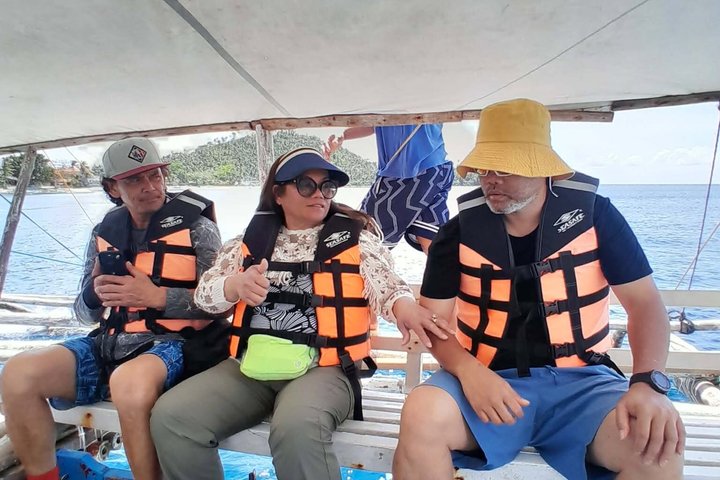Matnog Sorsogon Full Day Island Hopping and Transfers
