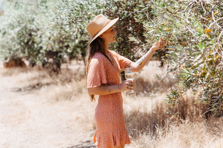 Hidden Gems of Margaret River: Wine, Italian Lunch & Emu Feeding