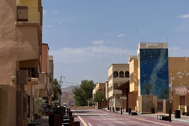 AlUla wonders: Hegra , Elephant rock , Old town , harrat