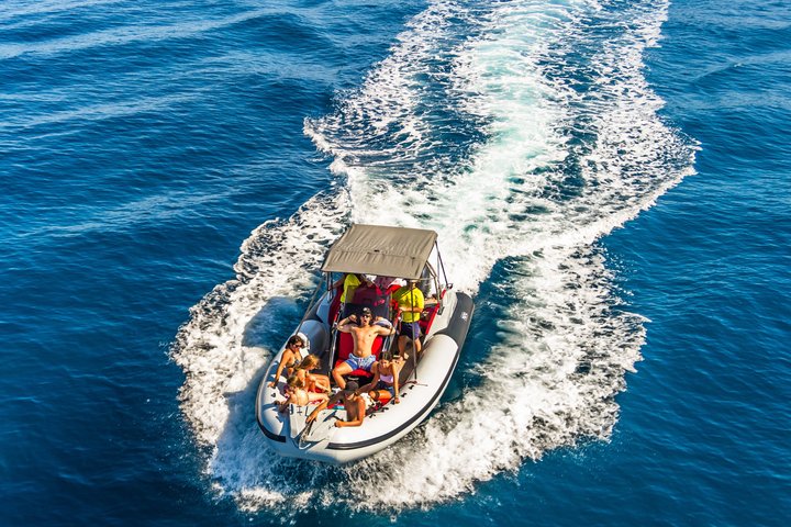 Foneas Beach Uncovered - A Luxury Sea Adventure from Kalamata