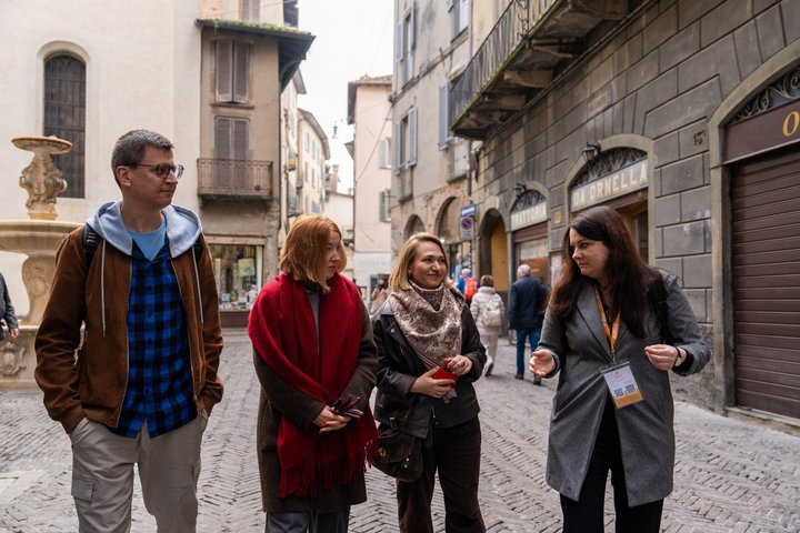 Bergamo Small-Group Full Meal Food Tour with Do Eat Better