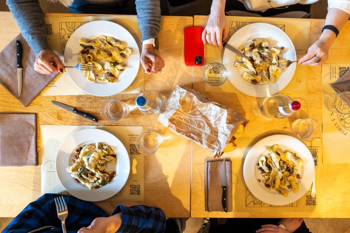 Bergamo Small-Group Full Meal Food Tour with Do Eat Better
