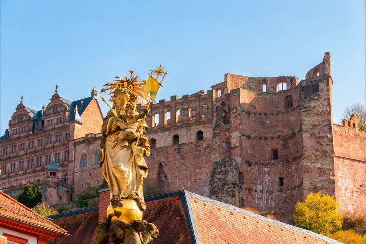 Hello Heidelberg: Private 2-Hour Intro City Walk with Local Guide