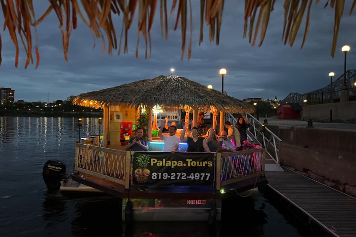Lilo Floating Tiki Bar on the Ottawa River (Gatineau Pickup)