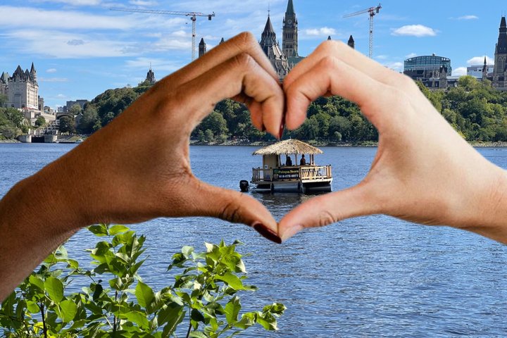 Moana Floating Tiki Bar on the Ottawa River (Ottawa PickUp)