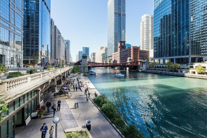 Chicago Hop-On Hop-Off Sightseeing Tour by Open-top Bus