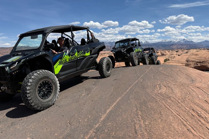 YOU-DRIVE UTV Hell's Revenge 4x4 Off Roading Tour from Moab