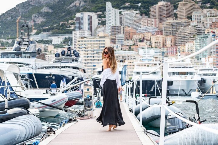 Waterfront and Old Town Private Photoshoot in Monaco