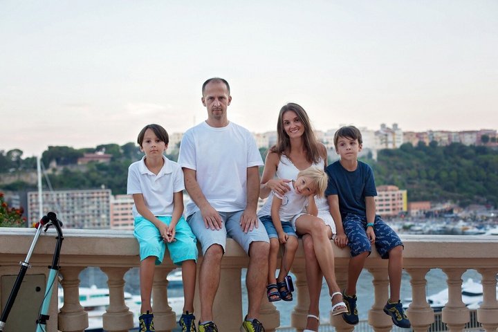 Waterfront and Old Town Private Photoshoot in Monaco