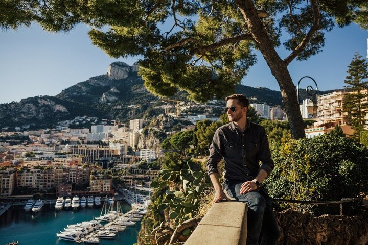 Waterfront and Old Town Private Photoshoot in Monaco
