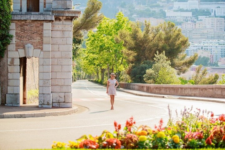 Waterfront and Old Town Private Photoshoot in Monaco
