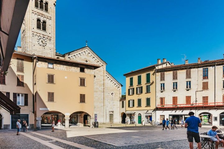 Lake Como Boat Cruise, Bellagio & Lugano Day Trip from Milan