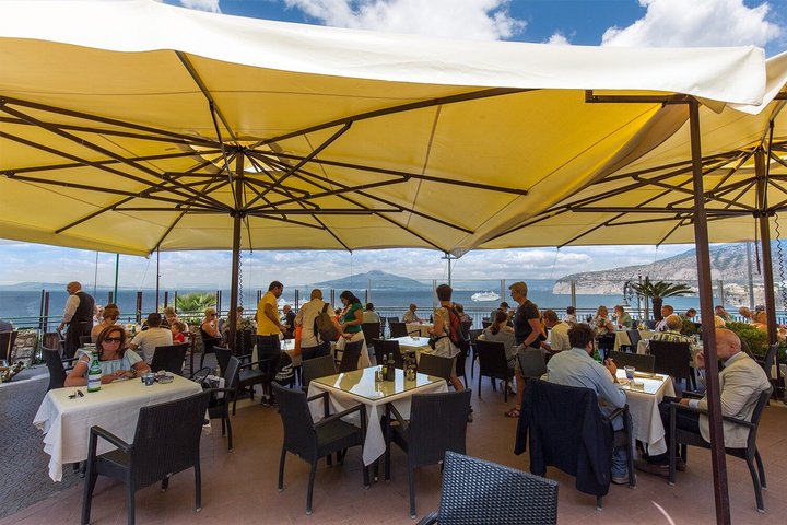 Pompeii, Sorrento & Amalfi Coast Day Trip from Rome
