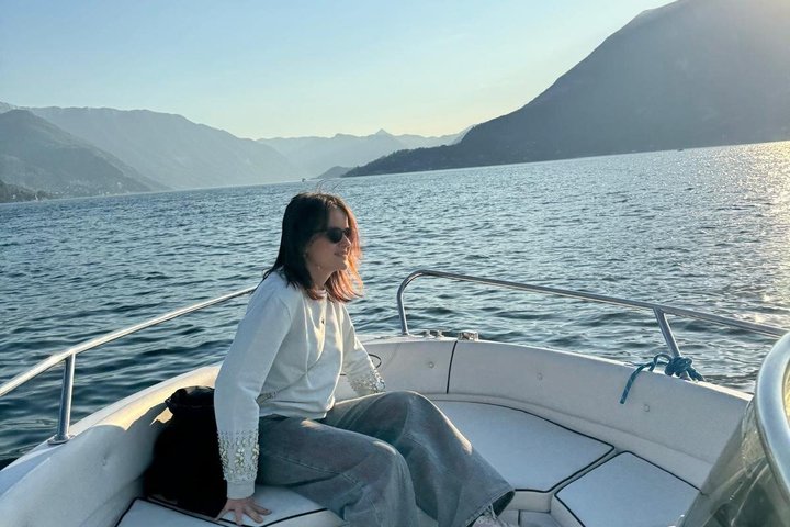 Lake Como License Free Boat Rental Departing from Varenna
