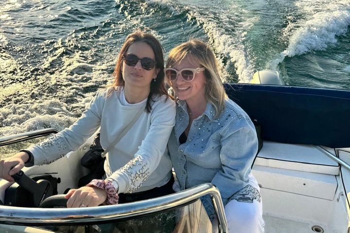 Lake Como License Free Boat Rental Departing from Varenna