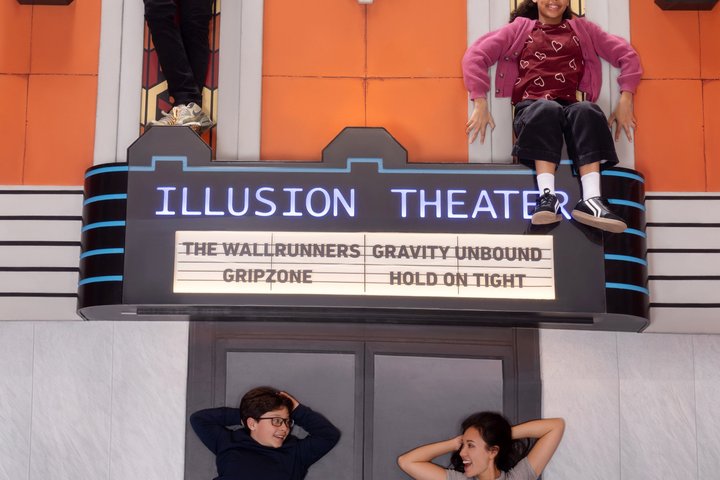 Museum of Illusions Detroit Admission Ticket