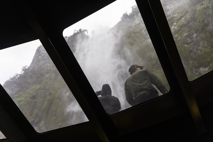 Premium Milford Sound Cruise Including Lunch