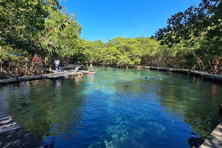 3 Islands tour Holbox . (Yalahau and more)