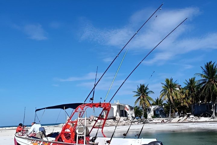 Cabo Catoche Tour with Fishing, Snorkeling and Ceviche