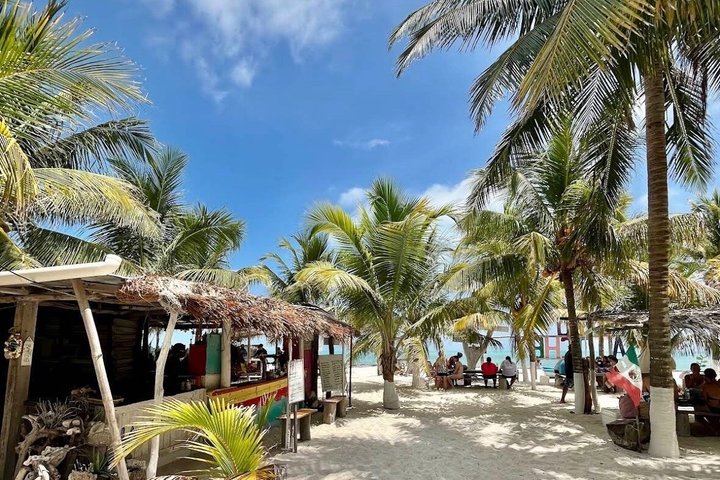 Cabo Catoche Tour with Fishing, Snorkeling and Ceviche