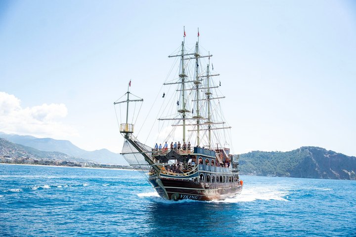 Alanya All Inclusive Pirate Boat Trip With Hotel Transfer