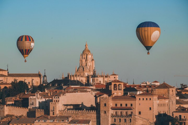Exclusive Sunrise and Sunset Balloon Flights in Segovia