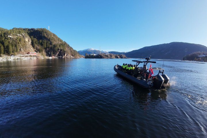 Bergen: Mostraumen Fjord Safari - by Premium RIB Boat
