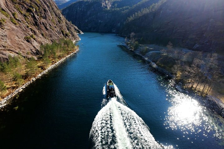 Bergen: Mostraumen Fjord Safari - by Premium RIB Boat