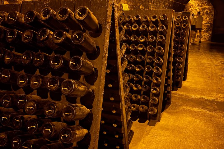 Exclusive Champagne Cellars & Dom Perignon Vineyards tour - Reims