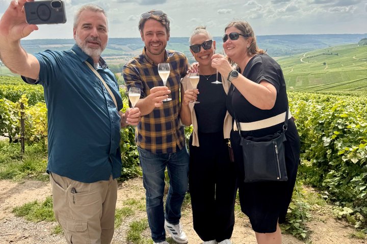 Exclusive Champagne Cellars & Dom Perignon Vineyards tour - Reims