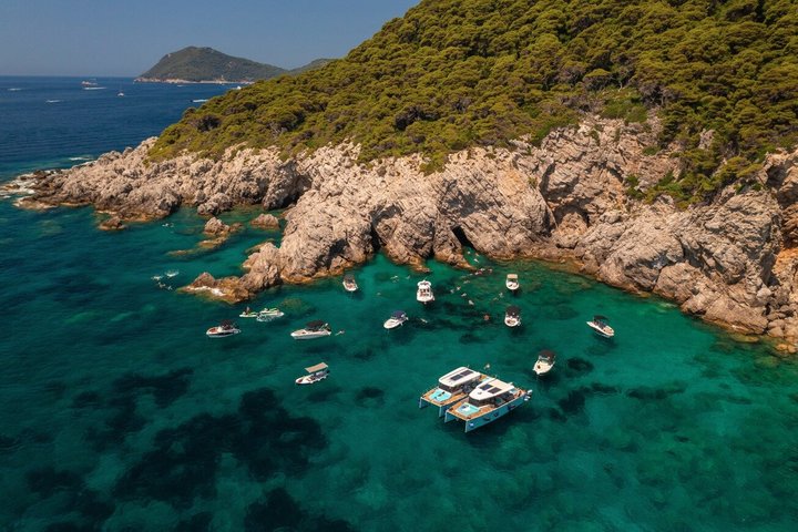 Small Group Blue Cave & Elaphiti Islands Boat Tour from Dubrovnik