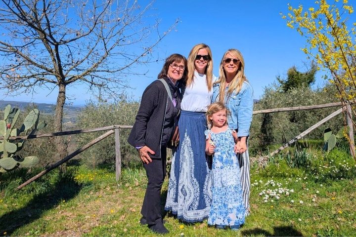 Family-Friendly Tuscany Day Tour for Wine Lovers and Non-Drinkers
