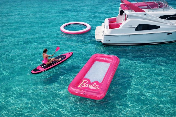 Barbie Pink Miami Yacht Rental 2 Free Jet skis Private Boat