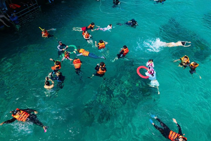 Nha Trang Full Day Snorkeling Tour with Water Slide