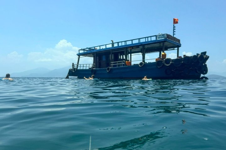 Nha Trang Full Day Snorkeling Tour with Water Slide