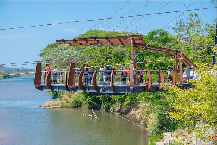 Puntarenas Shore Excursion: Rainforest Skywalk & Tarcoles River