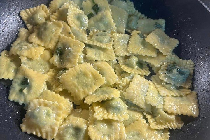 Lucca Farmhouse Cooking Class or Traditional Tuscan Meal