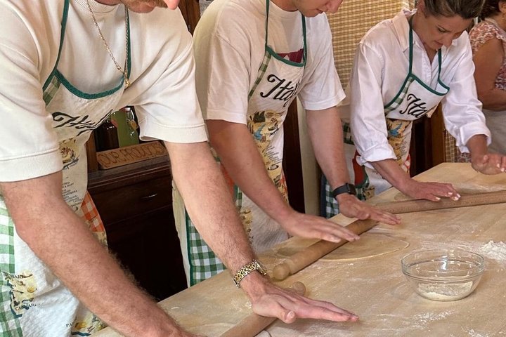Lucca Farmhouse Cooking Class or Traditional Tuscan Meal