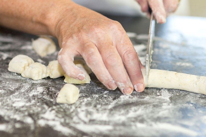 Italian Pasta Cooking Class in Detroit (Includes 3-Course Meal)