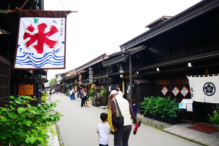 [One-day bus tour departing from Kanazawa Station] Shirakawa-go/Takayama tour platinum route bus tour