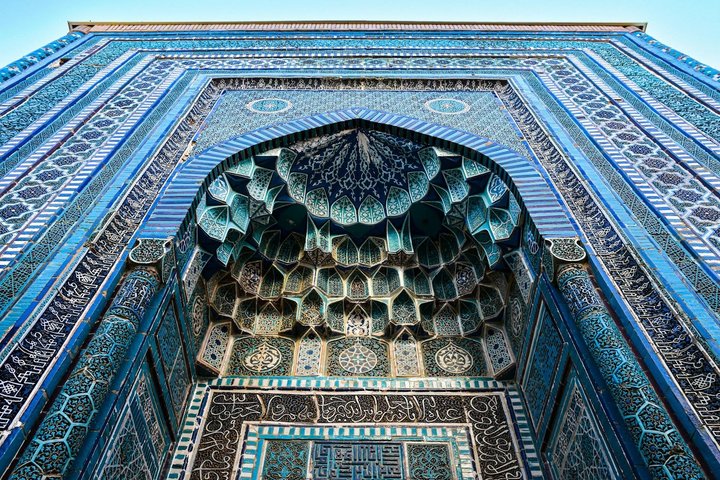 2 Days Bullet Train Tour from Tashkent in Samarkand and Bukhara