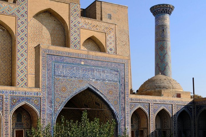 Uzbekistan 4 Days Private Tour Tashkent-Bukhara-Samarkand-Tashkent bullet train