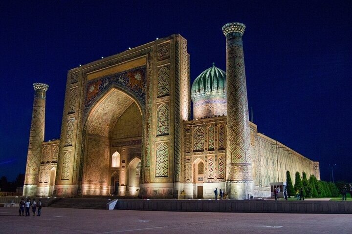 Uzbekistan 4 Days Private Tour Tashkent-Bukhara-Samarkand-Tashkent bullet train
