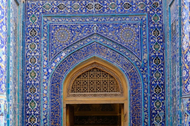 Uzbekistan 4 Days Private Tour Tashkent-Bukhara-Samarkand-Tashkent bullet train