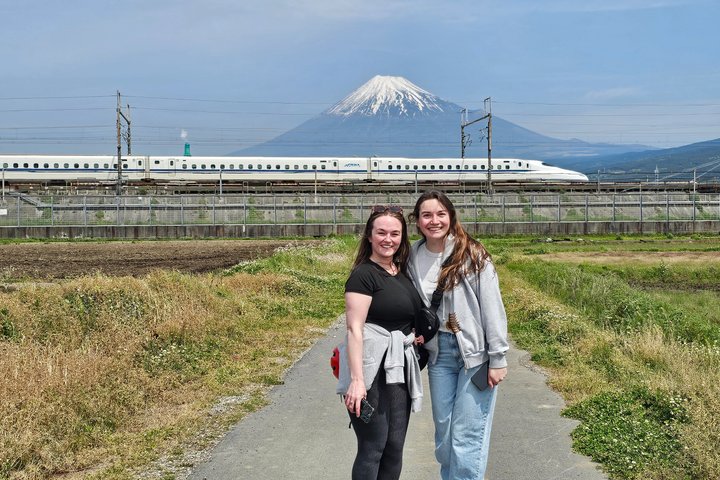 Mt. Fuji Private Guided E-Bike Tour : Fuji City
