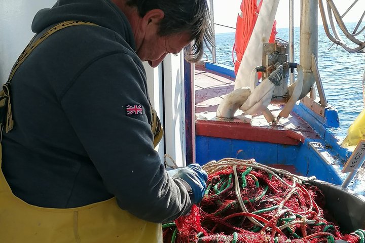 Fishing on the Island of Elba with aperitif and dinner on board